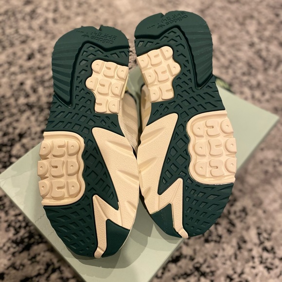 Ivy Park x Adidas Nite Jogger - Picture 5 of 7